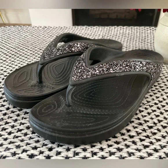 Crocs Glitter Flip Flop Sandals Black Casual Comfort Summer Bling Size 9 - Picture 9 of 9